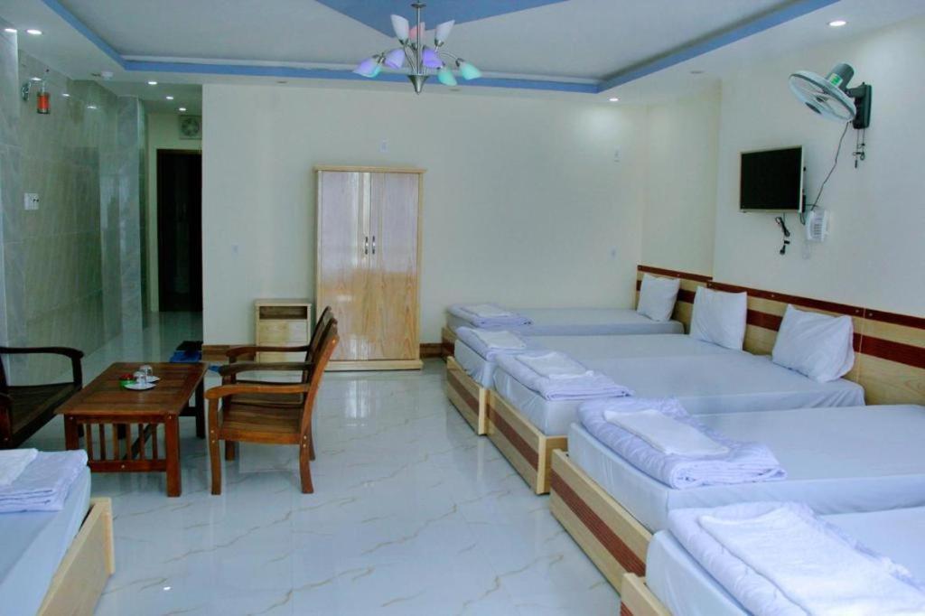 Yen Vy 04 Luxury Hotel Quy Nhơn Exterior foto