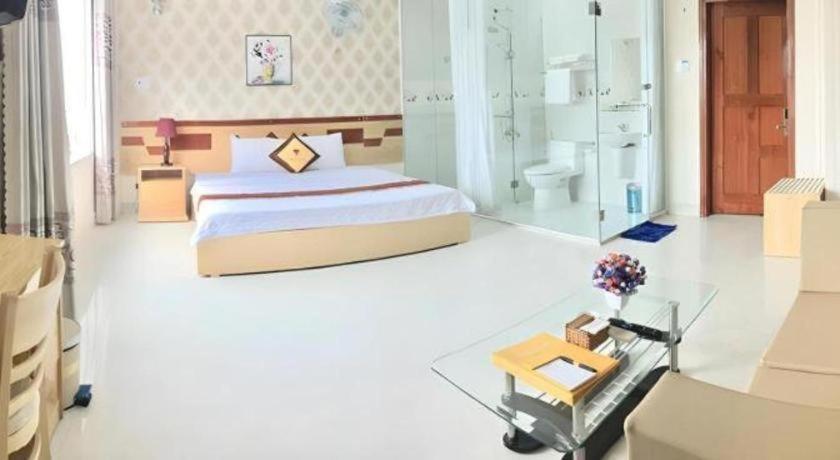 Yen Vy 04 Luxury Hotel Quy Nhơn Exterior foto